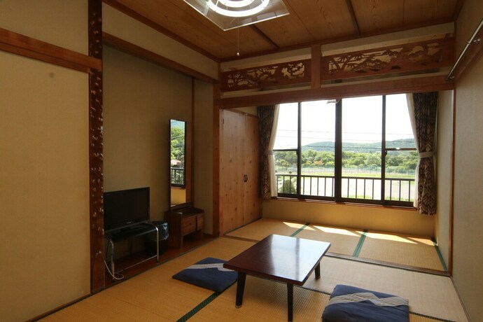 Imagen de la habitación del Hotel Suimeiso, Yamanakako. Foto 11