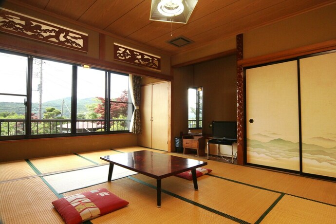 Imagen de la habitación del Hotel Suimeiso, Yamanakako. Foto 13
