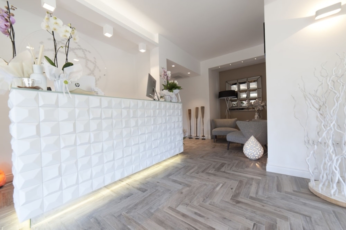 Imagen de los interiores del Hotel Suimi's. Foto 16