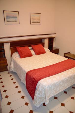 Imagen de la habitación del Hotel Suis. Foto 5