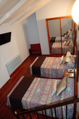 Imagen de la habitación del Hotel Suis. Foto 8