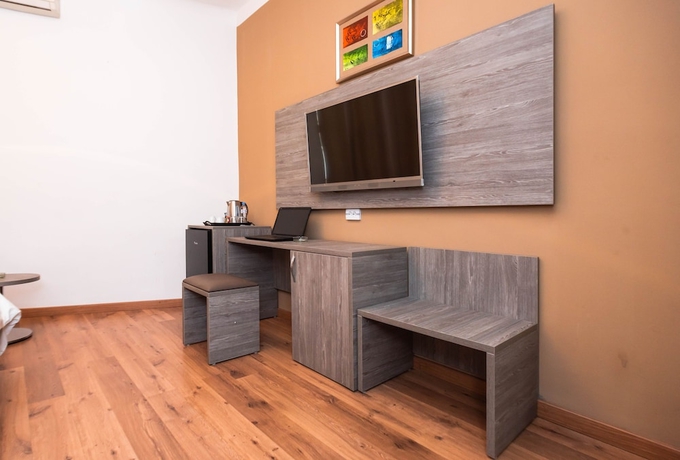 Imagen de la habitación del Hotel Suisse, Alger Centro. Foto 12