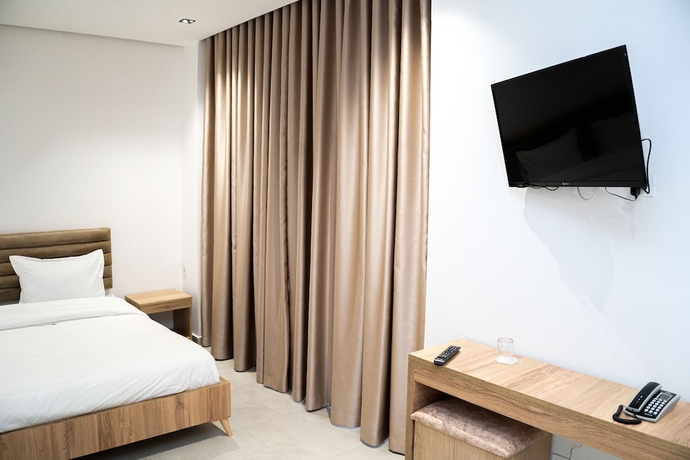 Imagen de la habitación del Hotel Suisse, Ariana. Foto 14