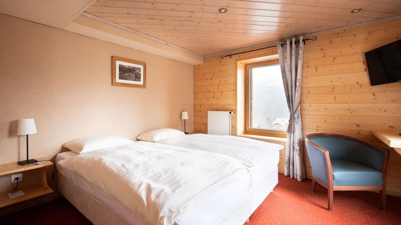 Imagen de la habitación del Hotel Suisse, Champ&eacute;ry. Foto 3