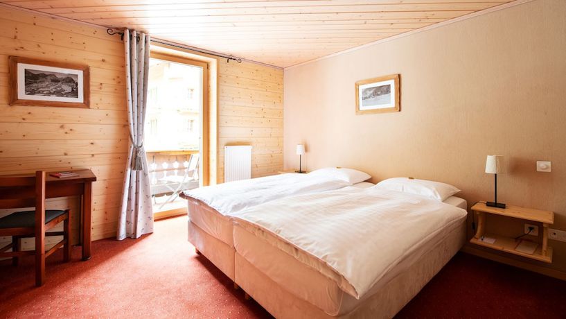 Imagen de la habitación del Hotel Suisse, Champ&eacute;ry. Foto 5