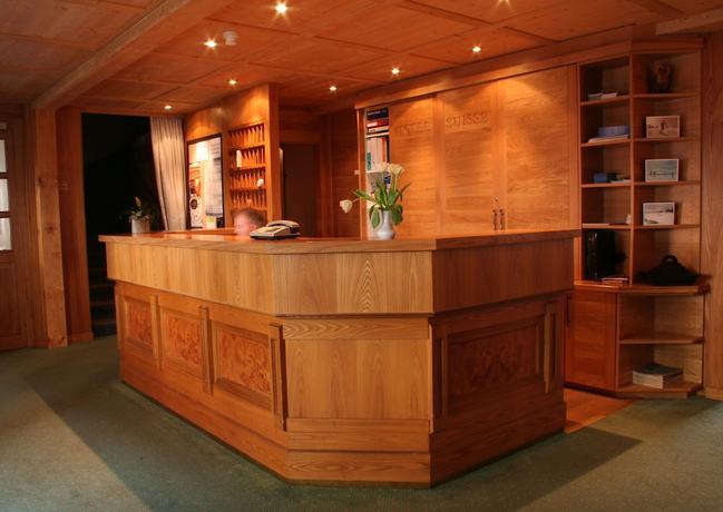 Imagen de los interiores del Hotel Suisse, Champ&eacute;ry. Foto 19