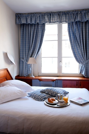 Imagen de la habitación del Hotel Suisse, Estrasburgo. Foto 6