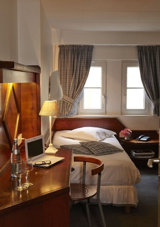 Imagen de la habitación del Hotel Suisse, Estrasburgo. Foto 8