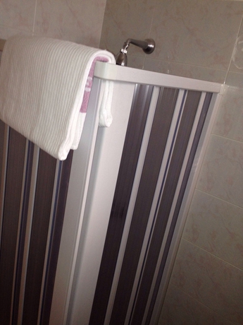 Imagen de la habitación del Hotel Suisse, Lago Patria. Foto 6