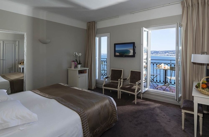 Imagen de la habitación del Hotel Suisse, Niza. Foto 11