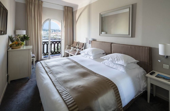 Imagen de la habitación del Hotel Suisse, Niza. Foto 12