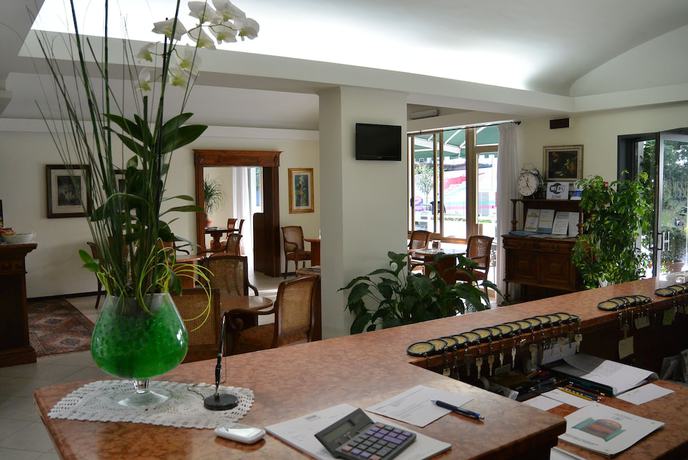 Imagen de los interiores del Hotel Suisse, Pietrasanta. Foto 16