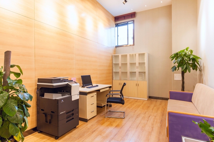 Imagen general del Hotel Suisse Place Residence Cmctaizhou. Foto 5