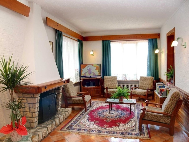 Imagen de los interiores del Hotel Suisse, San Martino di Castrozza. Foto 19