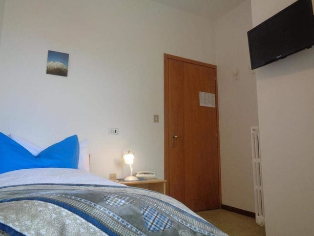 Imagen de la habitación del Hotel Suisse, San Martino di Castrozza. Foto 12