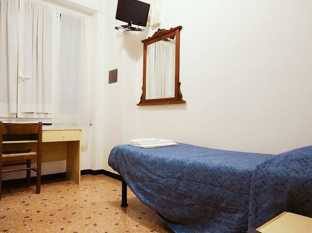 Imagen de la habitación del Hotel Suisse, Sestri Levante. Foto 4