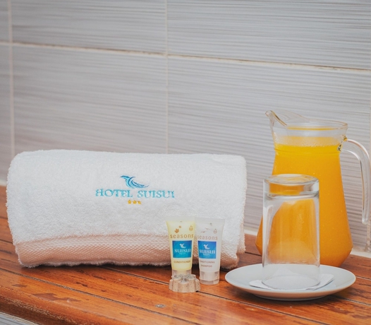 Imagen de la piscina del Hotel Suisui. Foto 18