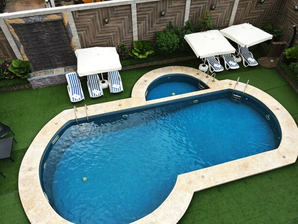 Imagen general del Hotel Suita. Foto 13