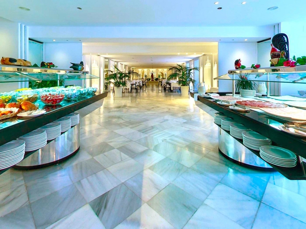 Imagen del bar/restaurante del Hotel Suite Albayzin del Mar. Foto 3