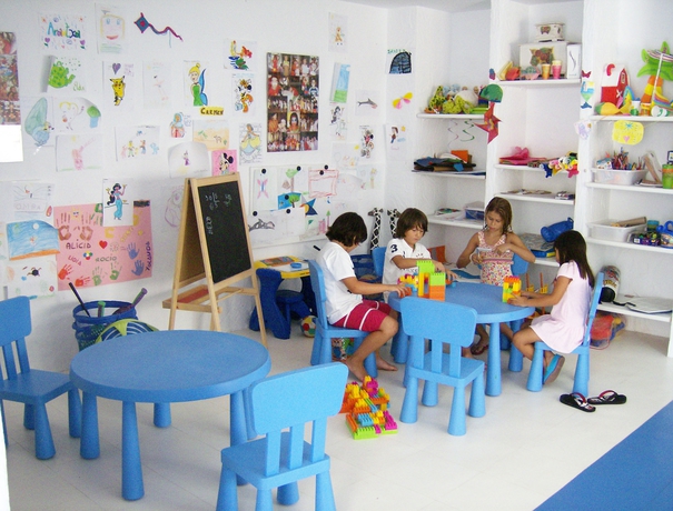 Imagen de los interiores del Hotel Suite Albayzin del Mar. Foto 14