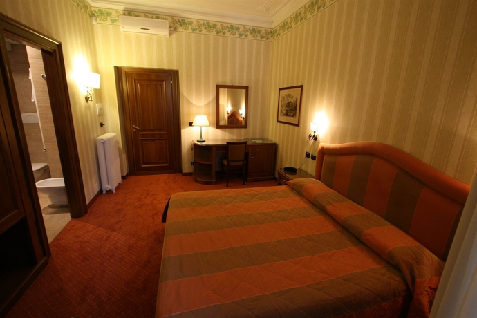 Imagen de la habitación del Hotel Suite Beccaria in Piazza del Popolo. Foto 3