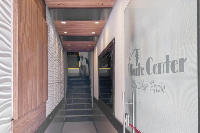 Imagen de los interiores del Hotel Suite Center Pereira. Foto 18