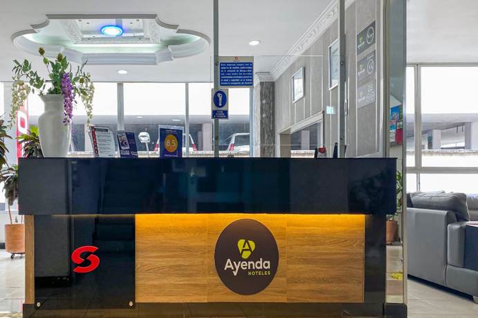 Imagen de los interiores del Hotel Suite Center Pereira. Foto 20