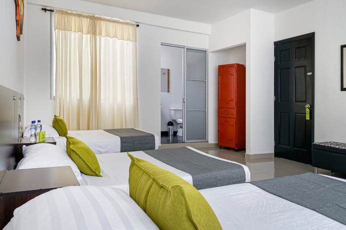 Imagen de la habitación del Hotel Suite Center Pereira. Foto 12