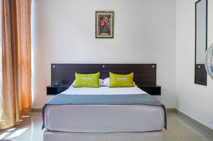 Imagen de la habitación del Hotel Suite Center Pereira. Foto 13