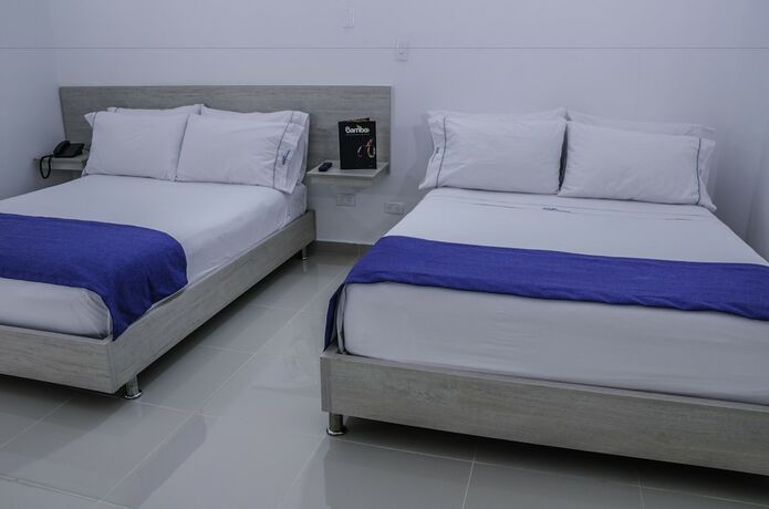 Imagen de la habitación del Hotel Suite Del Parque. Foto 17