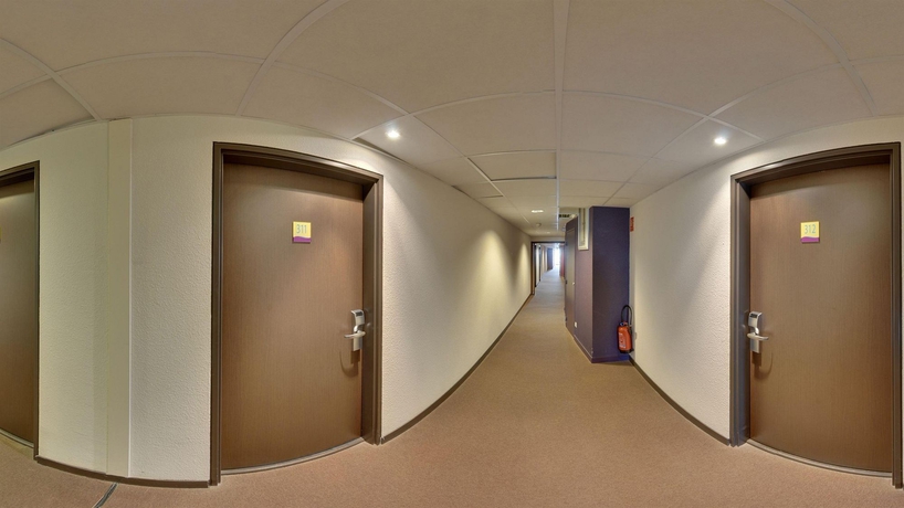 Imagen de los interiores del Hotel Suite - Home Orleans Saran. Foto 4