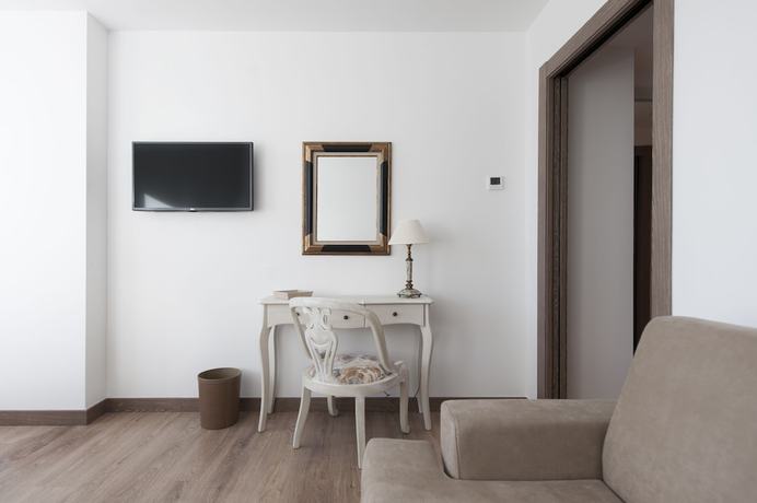 Imagen de la habitación del Hotel Suite Home Sardinero. Foto 3