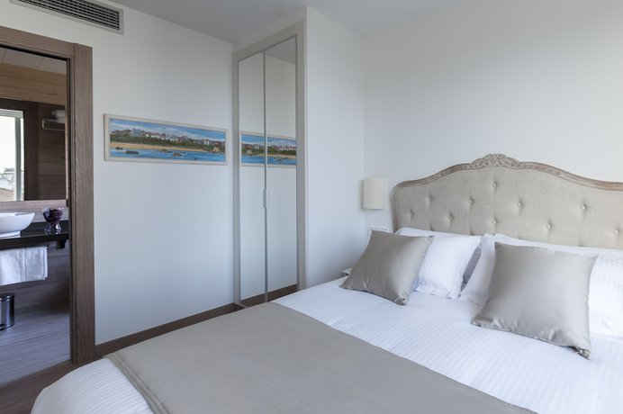 Imagen de la habitación del Hotel Suite Home Sardinero. Foto 6