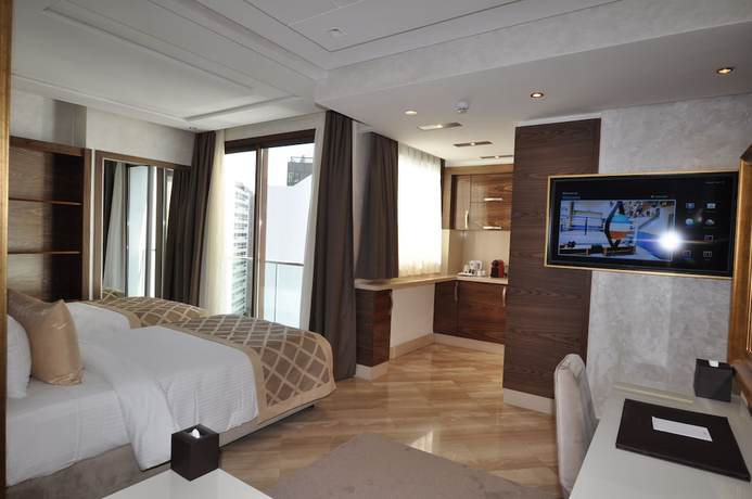 Imagen de la habitación del Hotel Suite Hotel Casa Diamond. Foto 5