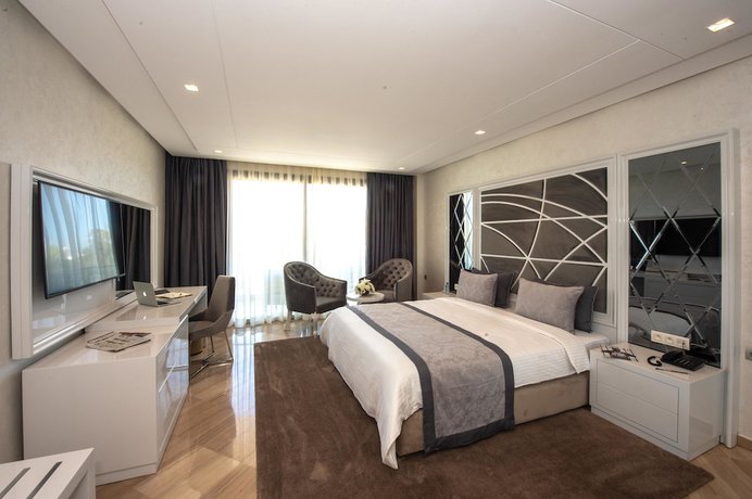 Imagen de la habitación del Hotel Suite Hotel Casa Diamond. Foto 8