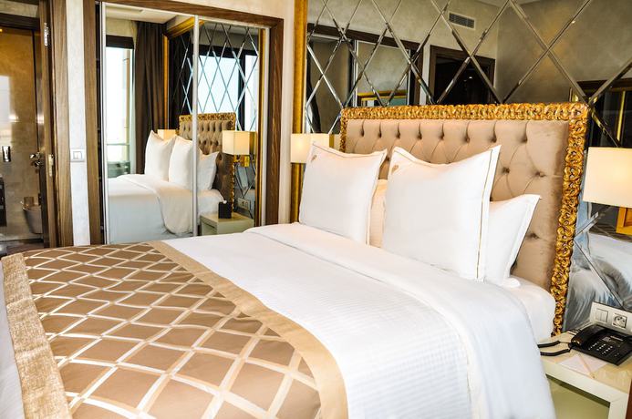 Imagen de la habitación del Hotel Suite Hotel Casa Diamond. Foto 9