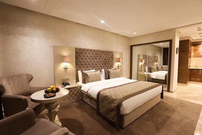 Imagen de la habitación del Hotel Suite Hotel Casa Diamond. Foto 11