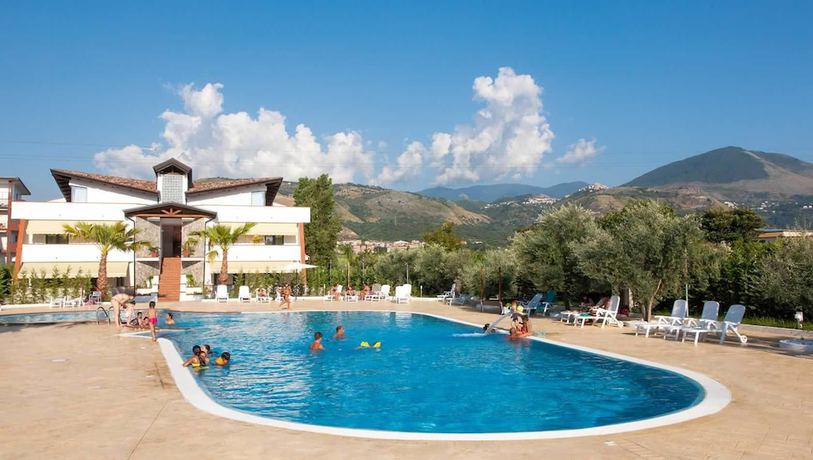 Imagen de la piscina del Hotel Suite Hotel Club Dominicus. Foto 17