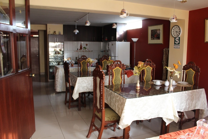 Imagen del bar/restaurante del Hotel Suite Independencia Puno. Foto 3