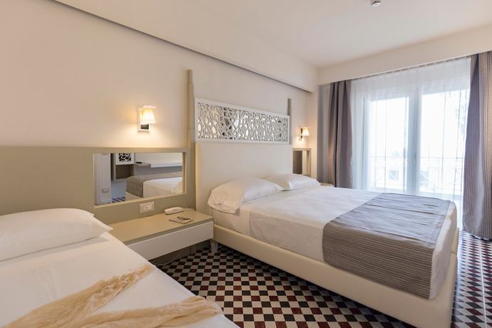 Imagen de la habitación del Hotel Suite L'Oasi di Riaci. Foto 9