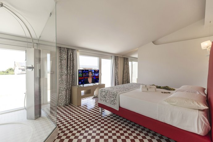 Imagen de la habitación del Hotel Suite L'Oasi di Riaci. Foto 15