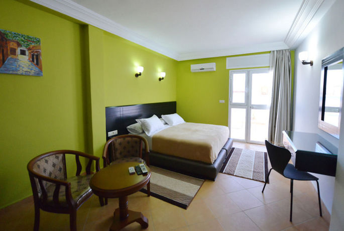 Imagen de la habitación del Hotel Suite Martil. Foto 9