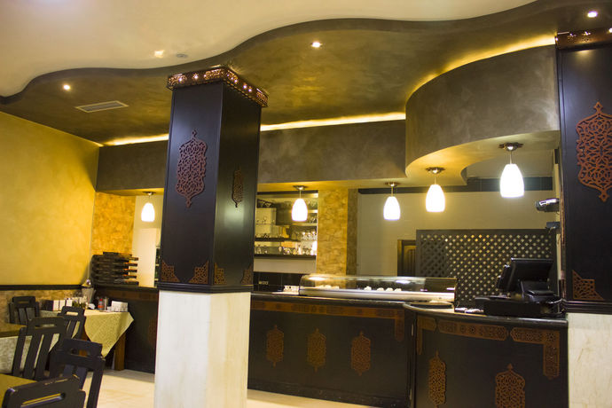 Imagen de los interiores del Hotel Suite Martil. Foto 13