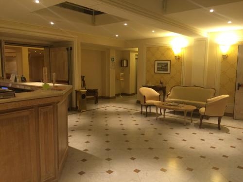 Imagen general del Hotel Suite Nettuno. Foto 4