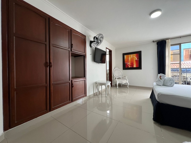 Imagen de la habitación del Hotel Suite Santa Rosa. Foto 3