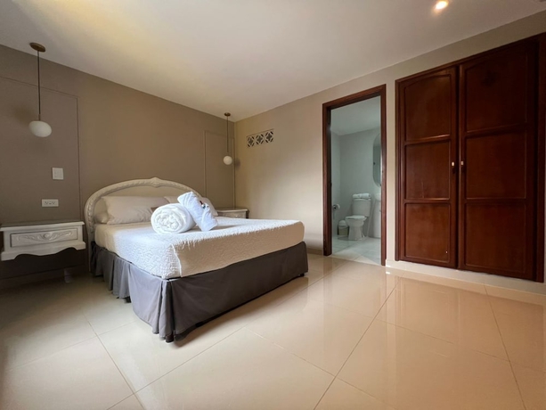 Imagen de la habitación del Hotel Suite Santa Rosa. Foto 5