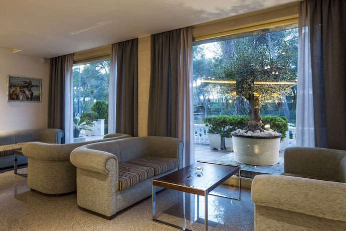 Imagen de los interiores del Hotel Suite S'argamassa Palace. Foto 19