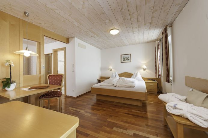 Imagen de la habitación del Hotel Suitehotel Gampen. Foto 5