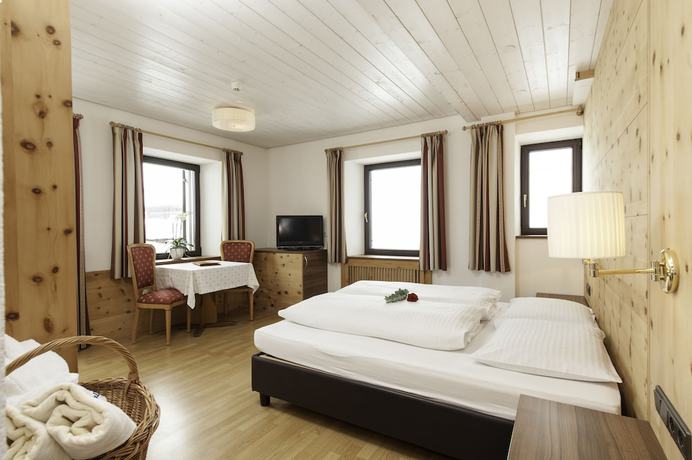 Imagen de la habitación del Hotel Suitehotel Gampen. Foto 16