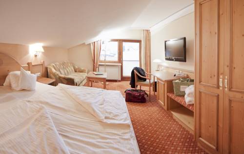 Imagen de la habitación del Hotel Suitehotel Kleinwalsertal. Foto 6